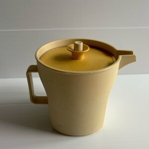 Vintage Tupperware 8 oz Almond Creamer